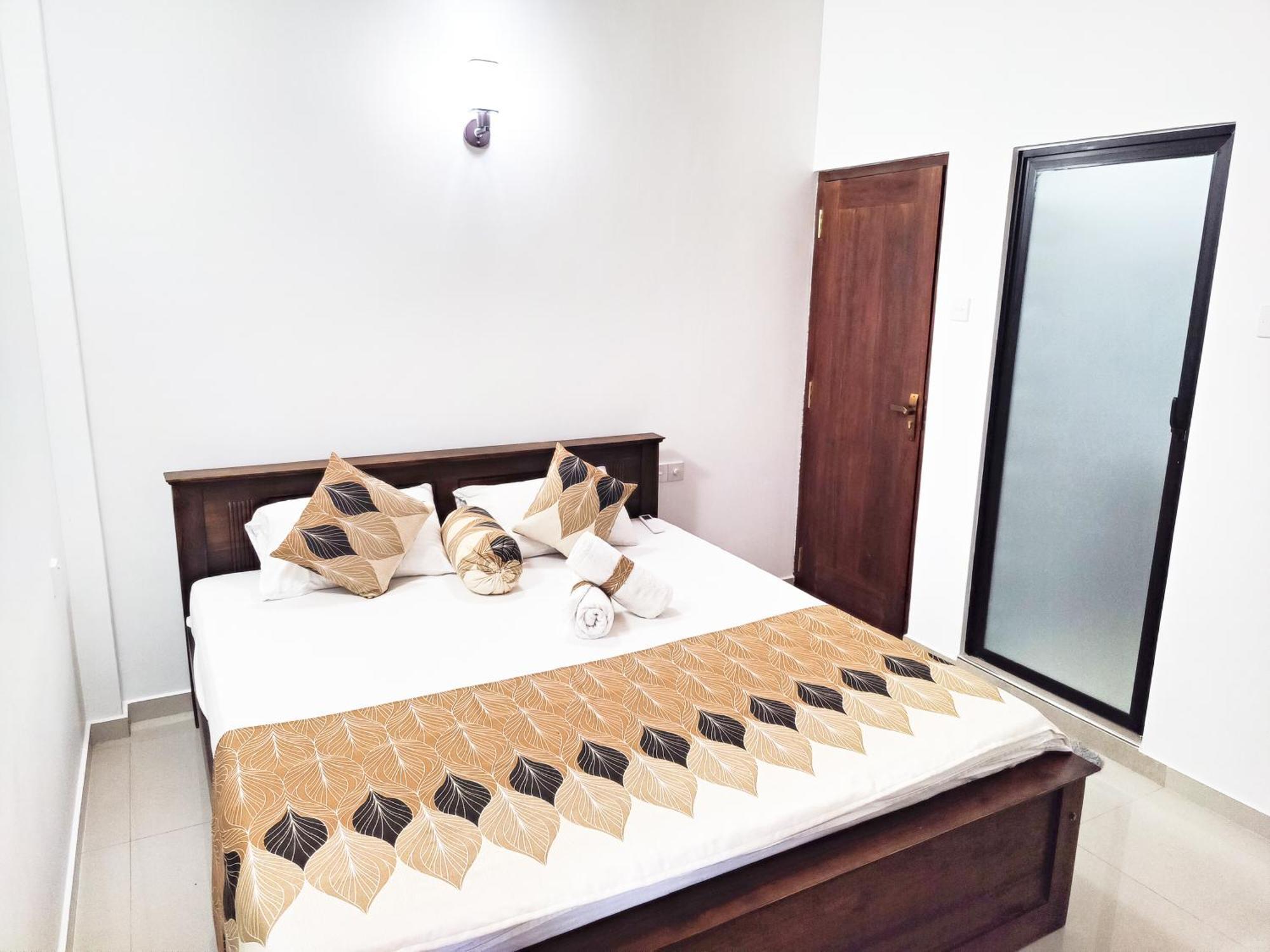 Villa 26 Уелигама Екстериор снимка
