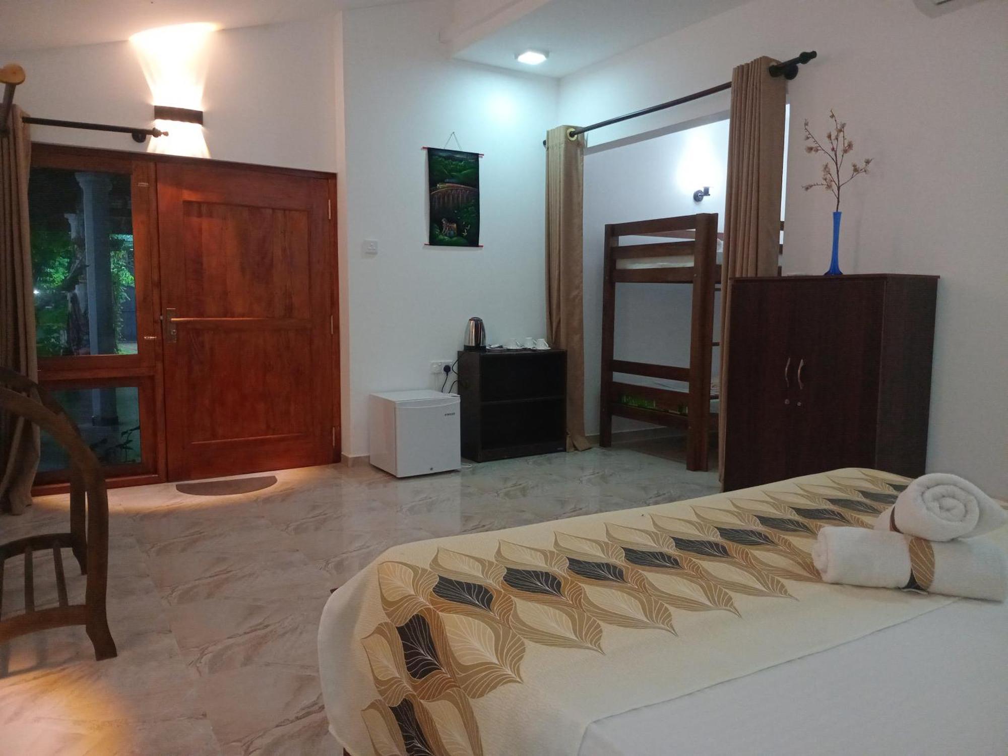 Villa 26 Уелигама Екстериор снимка