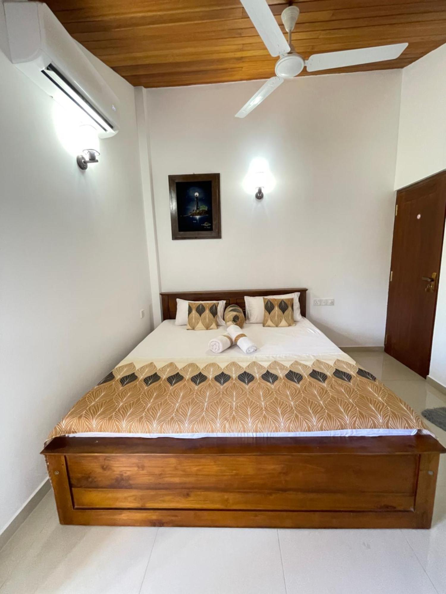 Villa 26 Уелигама Екстериор снимка
